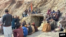 د حفاظتي اصولو نه پلي کېدل د پاکستان په کانونو کې د خونړیو پېښو د رامنځته کېدو لامل بلل کیږي. (د ارشیف عکس)