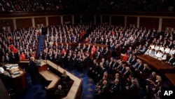 Predsednik SAD Donald Tramp tokom govora o stanju nacije na zajedničkoj sednice Kongresa, na Kapitol Hilu u Vašingtonu, 4. februara 2020. (Foto: AP/J. Scott Applewhite)