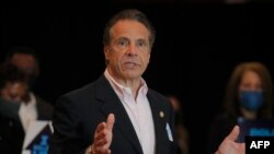 ARHIVA - Guverner države Njujork Endjruo Kuomo (Foto: BRENDAN MCDERMID / AFP)