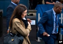 جاسیندا آردرن و فرنزندش