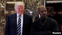 Le président Donald Trump et Kanye West à New York, le 13 décembre 2016.