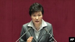 Presiden Korea Selatan Park Geun-hye berbicara di Dewan Nasional di Seoul. (Foto: Dok)