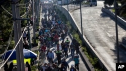 د مرکزي امریکا کډوالو په مکسیکو سټي کې خپله موقتي پناگاه پرېښودله او د ٢٠١٨ م کال د نومبر په نهمه ېې د متحدو ایالاتو په لور سفر ته ادامه ورکړله.