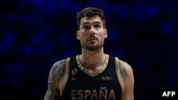 Košarkaš Španije Huančo Ernangomez na prijateljskoj utakmici protiv Sjedinjenih Američkih država (Foto: AFP/Jorge Guerrero)