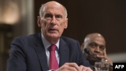  댄 코츠 국가정보국(DNI) 국장. 