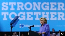Democratic presidential candidate Hillary Clinton speaks at a campaign rally in Scranton, Pennsylvania, Aug. 15, 2016.