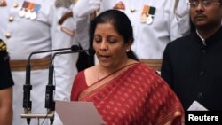 Menteri Keuangan India Nirmala Sitharaman di Istana Presiden di New Delhi, India, 3 September 2017. (Photo: Reuters)