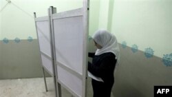 Misr saylovlari xatosiz o'tmadi, deydi AQSh sobiq rahbari