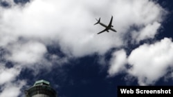 Təyyarə (Mənbə: AZAL)