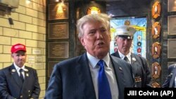 Les déclarations d'impôts de l'ancien président Donald Trump ont été rendues publiques vendredi par une commission parlementaire américaine