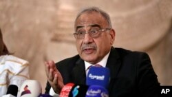 Abdel Mahdi mengundurkan diri sebagai PM Irak 1 Desember walau masih menjalankan pemerintahan sementara sampai PM baru terpilih. 