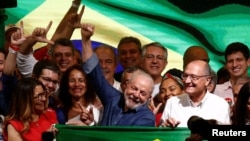 루이스 이나시우 룰라 다 시우바 전 브라질 대통령이 30일 치러진 브라질 대통령 선거에서 승리했다.