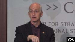 애덤 스미스 미국 하원 군사위원장이 10일 워싱턴 전략국제문제연구소(CSIS)가 주최한 토론회에 참석했다.