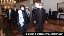 دفتر خارجہ آمد پر افغان طالبان کا وفد وزیر خارجہ شاہ محمود قریشی کے ہمراہ۔ 16 دسمبر 2020