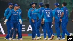 د افغانستان ملي لوبډلې په چمپینز ټرافي کې د انګلنډ لوبډلې ته د اتو منډو په توپیر ماتې ورکړه.