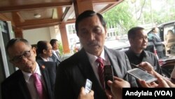 Menteri Koordinator bidang Politik Hukum dan Keamanan Luhut Binsar Pandjaitan (Foto: VOA/Andylala)