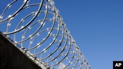 អង្គការ​លីកាដូ​បញ្ជក់​ថា​ នៅ​ទូទាំង​ប្រទេស​មាន​អ្នក​ទោស​ស្រ្តី​ចំនួន​១.១៣៧​ ក្នុង​នោះ​អ្នកទោស ស្រ្តី​អនីតិជន​​មាន​ចំនួន​១៥នាក់។