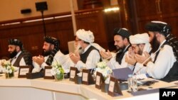 Delegasi Taliban-Afghanistan dalam perundingan damai di Doha, Qatar (foto: dok). 