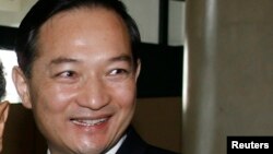 មន្រ្តី​ការ​ទូត​ជាន់​ខ្ពស់​ចិន​លោក​ ហ្សាង​ ឃុន​សេង​ ត្រូវ​បាន​ទម្លាក់​ចេញ​ពី​តំណែង​ ដោយសារ​ពាក់​ព័ន្ធ​នឹង​បទ​ពុក​រលួយ​។