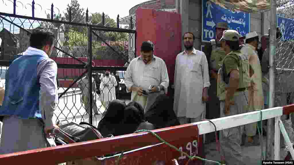 A rented hand trolley was the favored means of transportation for tired women and patients as they crossed the border.