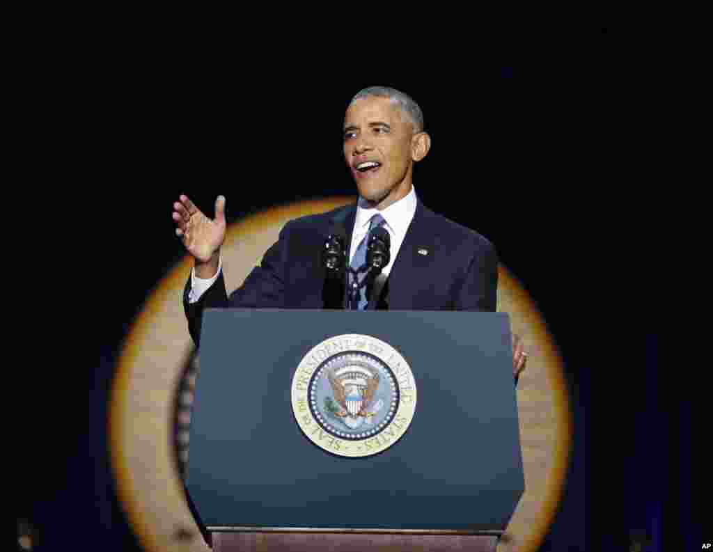 Presiden AS Barack Obama menyampaikan pidato perpisahan di McCormick Place di Chicago (10/1).&nbsp;(AP/Pablo Martinez Monsivais)
