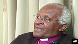Anglican Archbishop Desmond Tutu of South Africa (file photo).