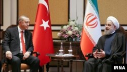 په اسلام آباد کې د ایران او ترکیې د جمهورو رئیسانو لیدنه کتنه