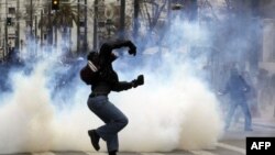 Yunanıstanda etirazlar yenidən vüsət alıb