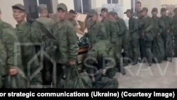 Diduga para tentara Korut yang berada di Rusia, diambil dari tangkapan layar video yang dipublikasikan oleh Kementerian Informasi Ukraina (foto: dok). 