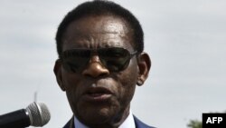 Le président Obiang Nguema lors de son arrivée à l'aéroport Viru Viru, en Guinée équatoriale, le 22 novembre 2017.