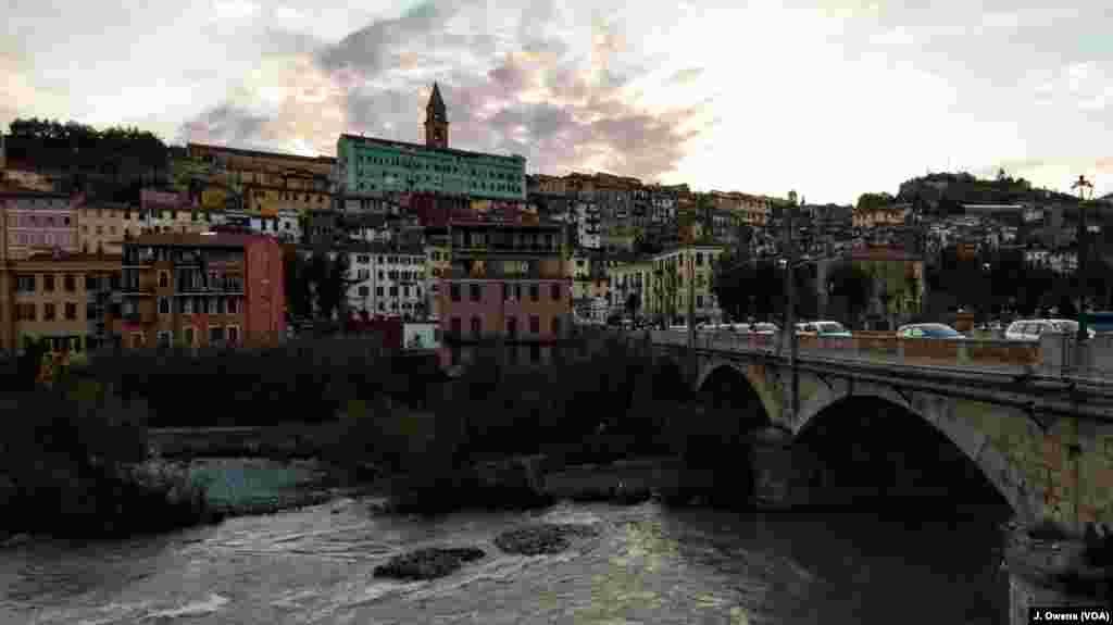 Located in the Italian Riviera, picturesque Ventimiglia attracts many tourists. 