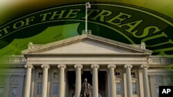 US TREASURY BUILDING FACADE WITH STATUE OF ALEXAND