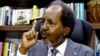(Archives) Le président somalien Hassan Sheikh Mohamoud lors d'une interview avec Reuters, dans son bureau à Mogadiscio, en Somalie, le 20 février 2024.