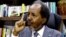 (Archives) Le président somalien Hassan Sheikh Mohamoud lors d'une interview avec Reuters, dans son bureau à Mogadiscio, en Somalie, le 20 février 2024.