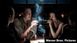 «زیستن در شب» از «بن افلک» 