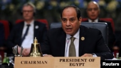 Egyptian President Abdel Fattah el-Sissi attends a summit between Arab league and European Union member states, in the Red Sea resort of Sharm el-Sheikh, Egypt, Feb. 24, 2019. 
