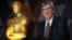 Presiden AMPAS, John Bailey, saat berbicara di sebuah acara di Beverly Hills tahun 2018 (Dok: REUTERS/David McNew)