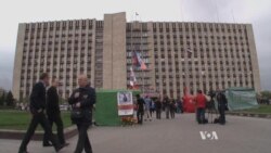 Donetsk Residents Anxious for Return to Normal Life