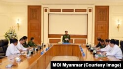 နေပြည်တော်မှာကျင်းပတဲ့ ကာလုံအစည်းအဝေးအတွင်း စစ်ကောင်စီခေါင်းဆောင် ဗိုလ်ချုပ်မှူးကြီး မင်းအောင်လှိုင်က စကားပြောကြားနေစဉ် (ဇန်နဝါရီ ၃၁၊ ၂၀၂၅)