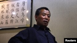 Chen Guangfu, kakak tertua pembangkang tunanetra Chen Guangcheng di Beijing (23/5).