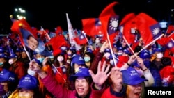 Pristalice Hou Yu-iha, kandidata za predsjednika Tajvana iz glavne opozicione stranke Kuomintang (KMT) prisustvuju kampanji u Keelungu