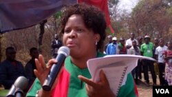  Albertina Navemba Ngolo