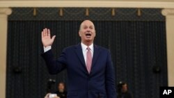 고든 손들랜드 유럽연합(EU) 주재 미국 대사가 20일 의회에서 열린 트럼프 대통령 공개 청문회에 참석했다.