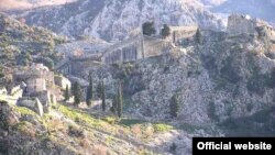 Kotorska tvrdjava (MADEinMONTENEGRO.com )