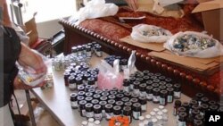 ឱសថ​ក្លែងក្លាយ​