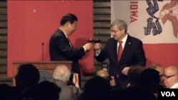  爱奥华州长布兰斯塔德被提名美国驻华大使