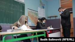 Ponovljeno glasanje na izborima u Srebrenici (Foto: RSE/Sadik Salimović)