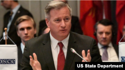 존 리치먼드 미 국무부 인신매매 감시 및 방지 담당 대사.