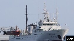 북한 해역에서 사살된 후 불태워진 한국 공무원이 탑승했던 어업지도선 무궁화 10호.