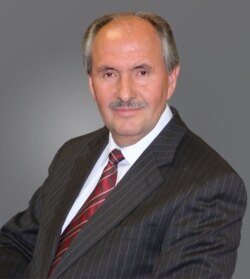 Elez Biberaj, Voice of America acting director